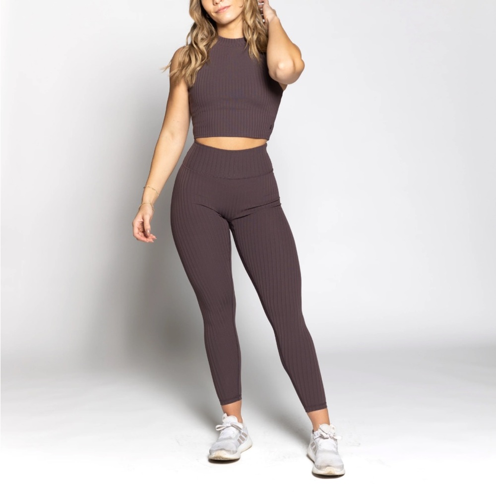 P’TULA The Ribbed Legging : 26" - Pecan